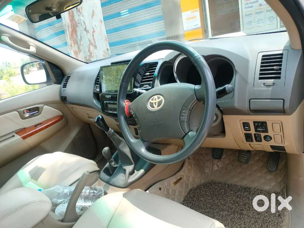 Toyota Fortuner 2010 Diesel 180000 Ksm Driven