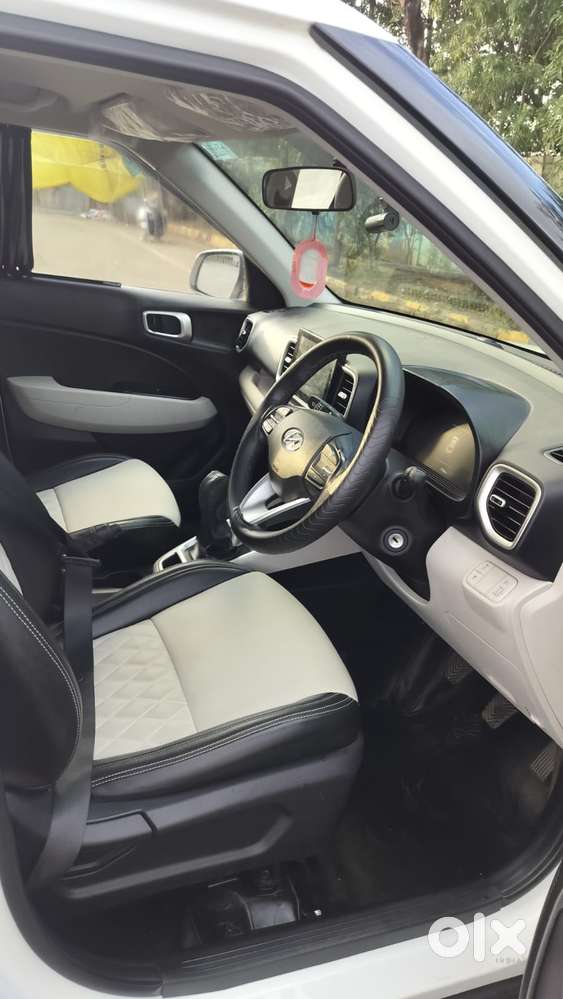 Hyundai Venue 1.2 S Plus, 2023, Petrol