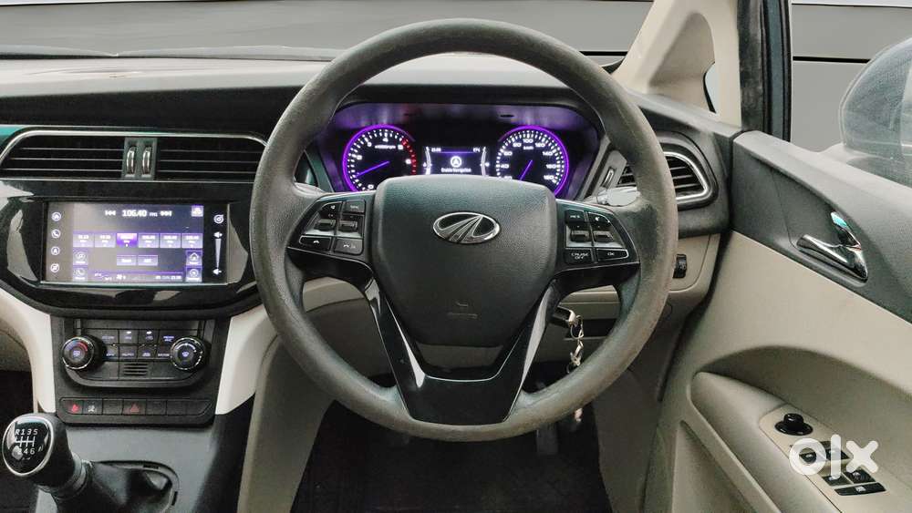 Mahindra Marazzo M8, 2018, Diesel