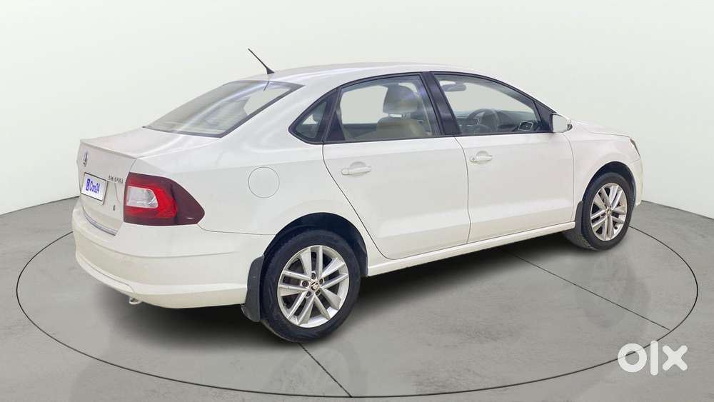 Skoda Rapid 1.6 Mpi At Style, 2017, Petrol