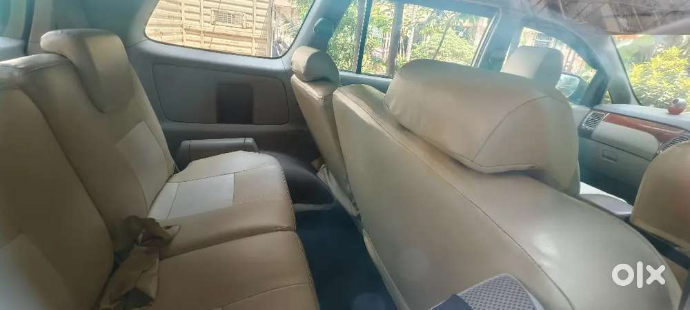 Toyota Innova 2009 Diesel 85000 Km Driven Well Maintained