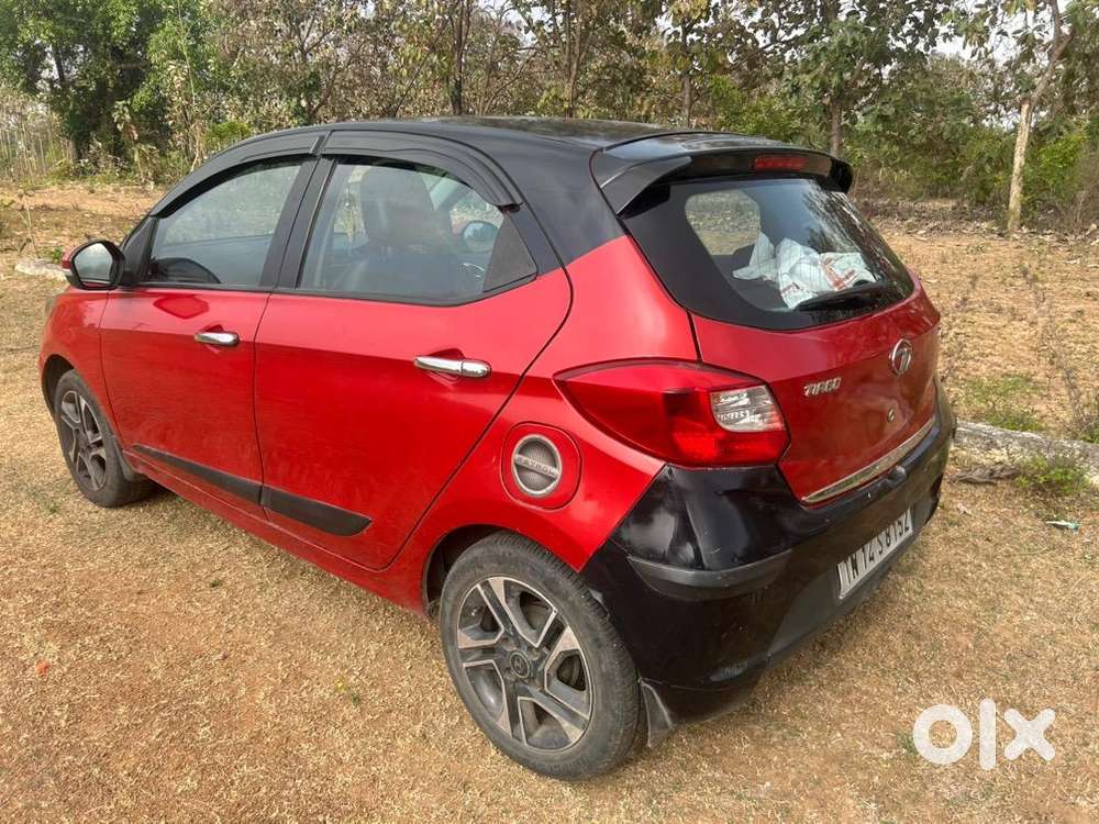 Tiago Zx Plus Cng Fitted