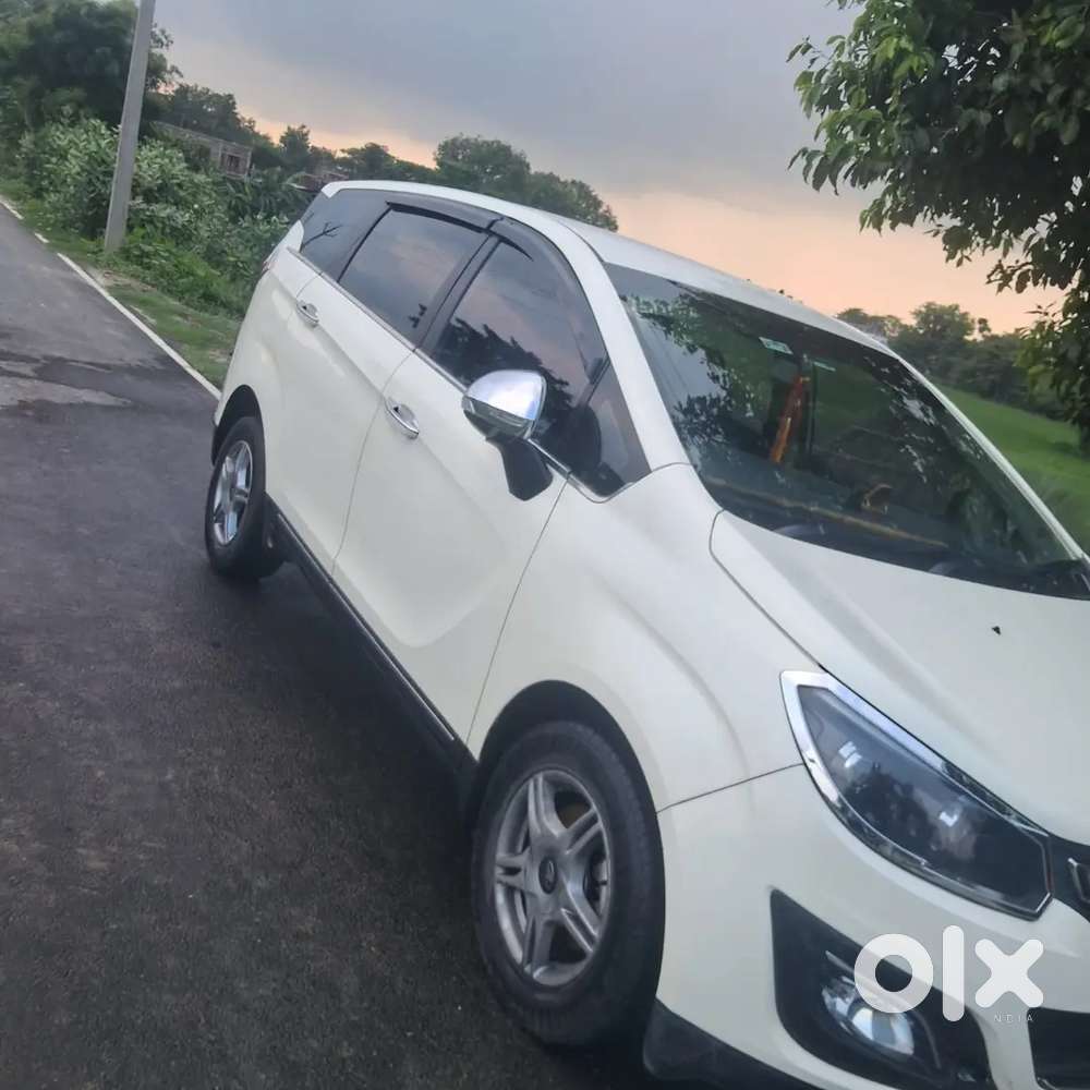 Mahindra Marazzo 2018 Diesel 65000km Driven