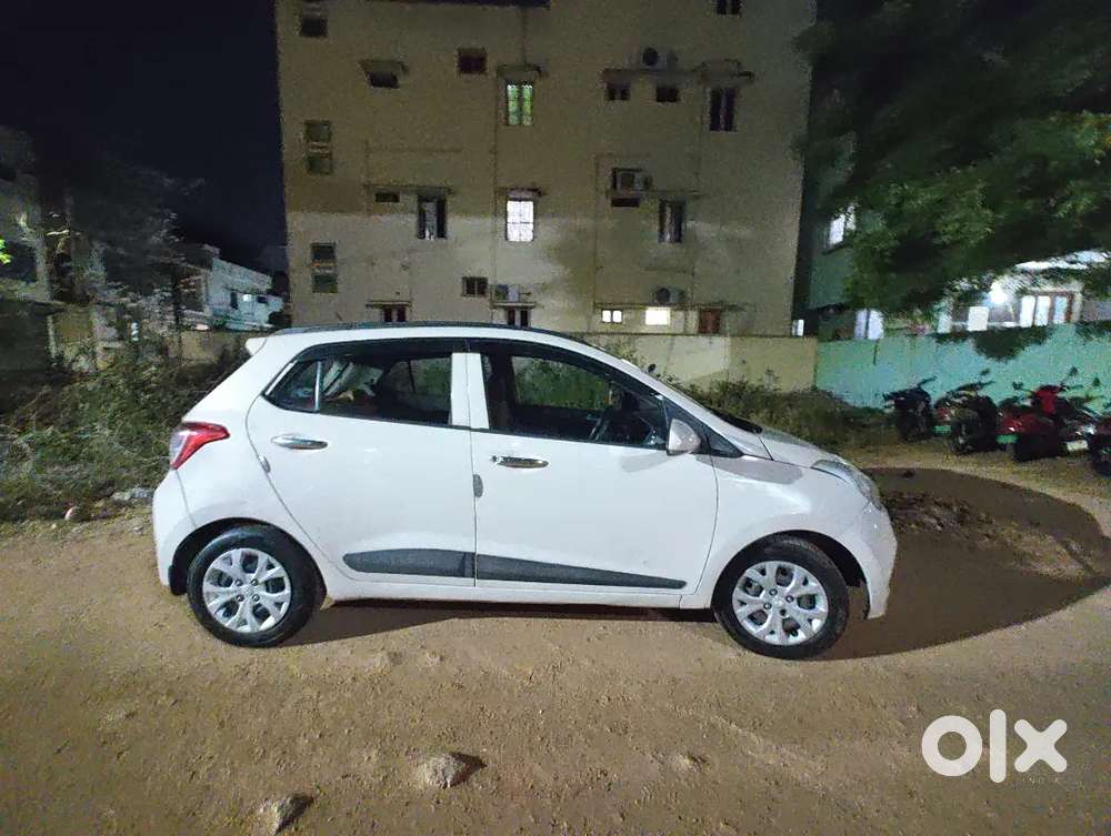 Hyundai Grand I10 Sportz Crdi 2014