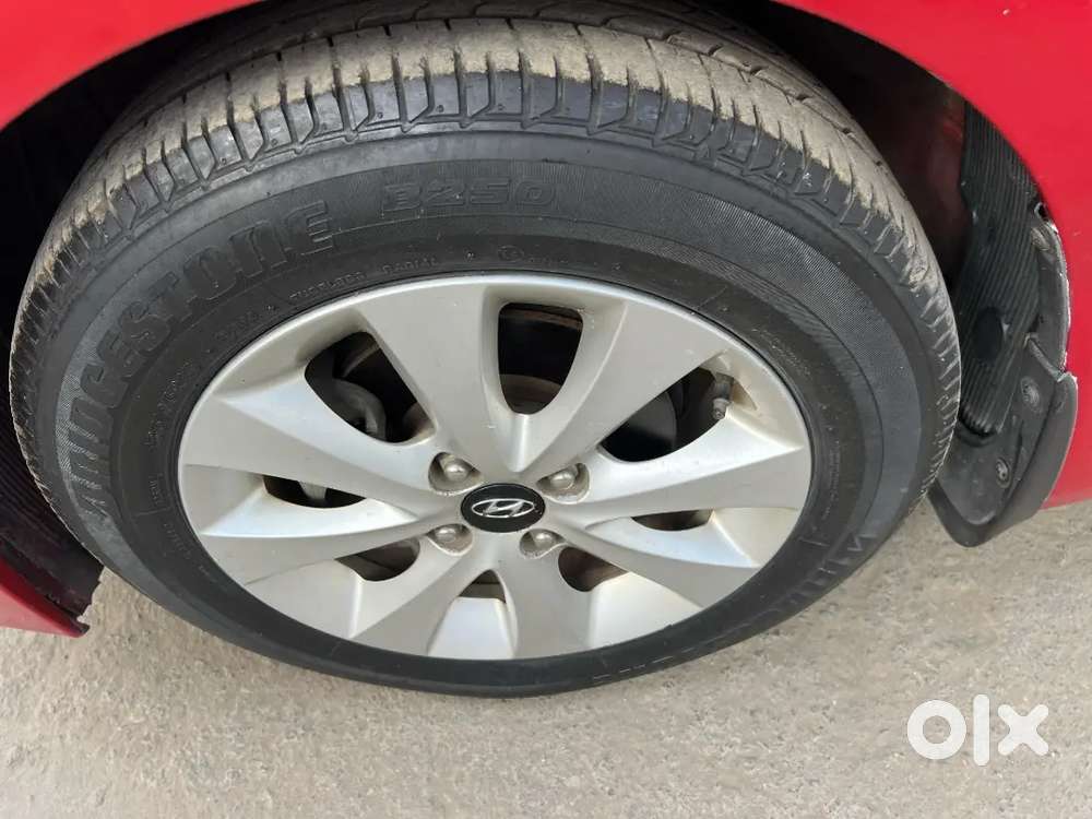 Hyundai Verna Petrol