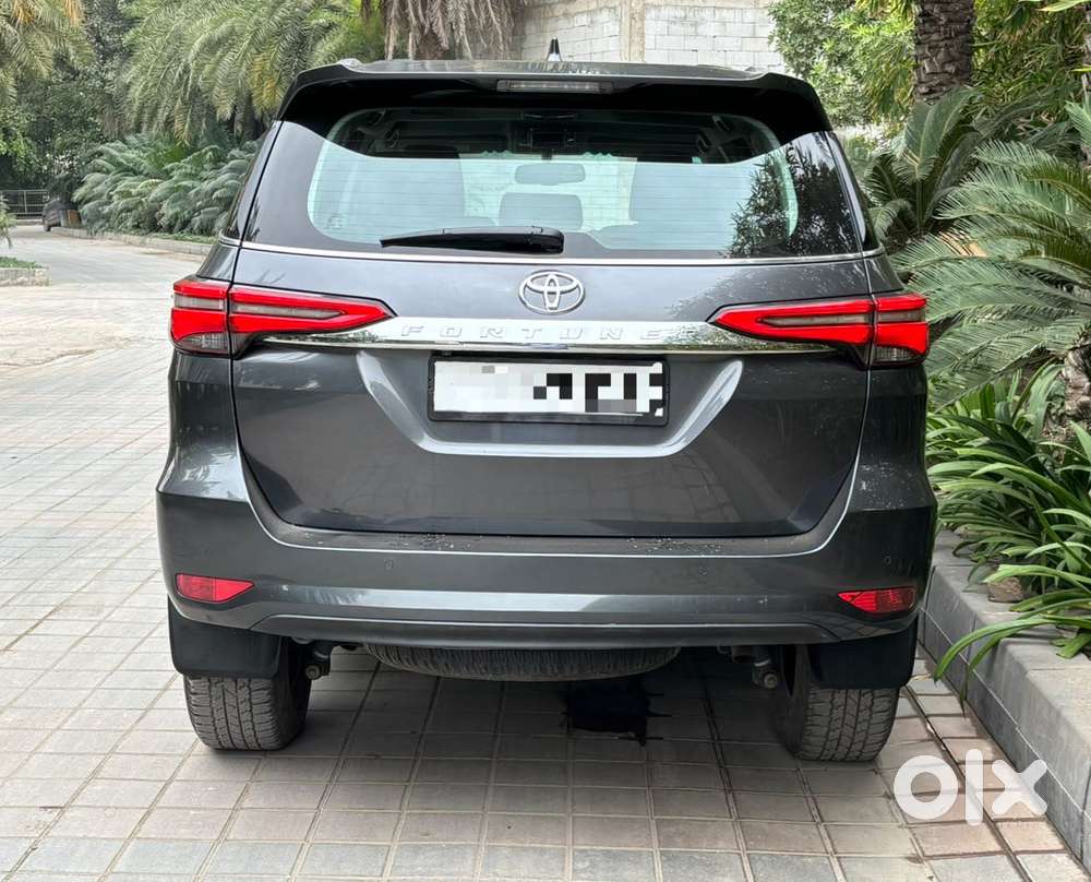 Toyota Fortuner 4x2 At 2.7 Petrol, 2022, Petrol