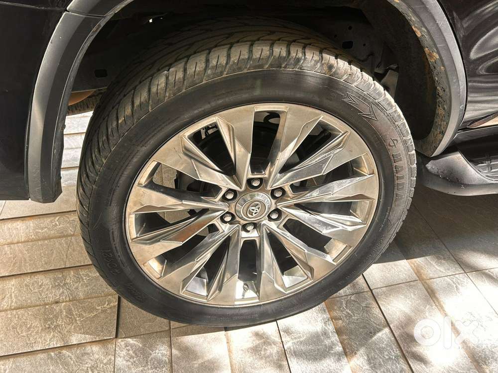 Toyota Fortuner [2021-ongoing] 2.8 2wd Diesel Mt, 2022, Diesel