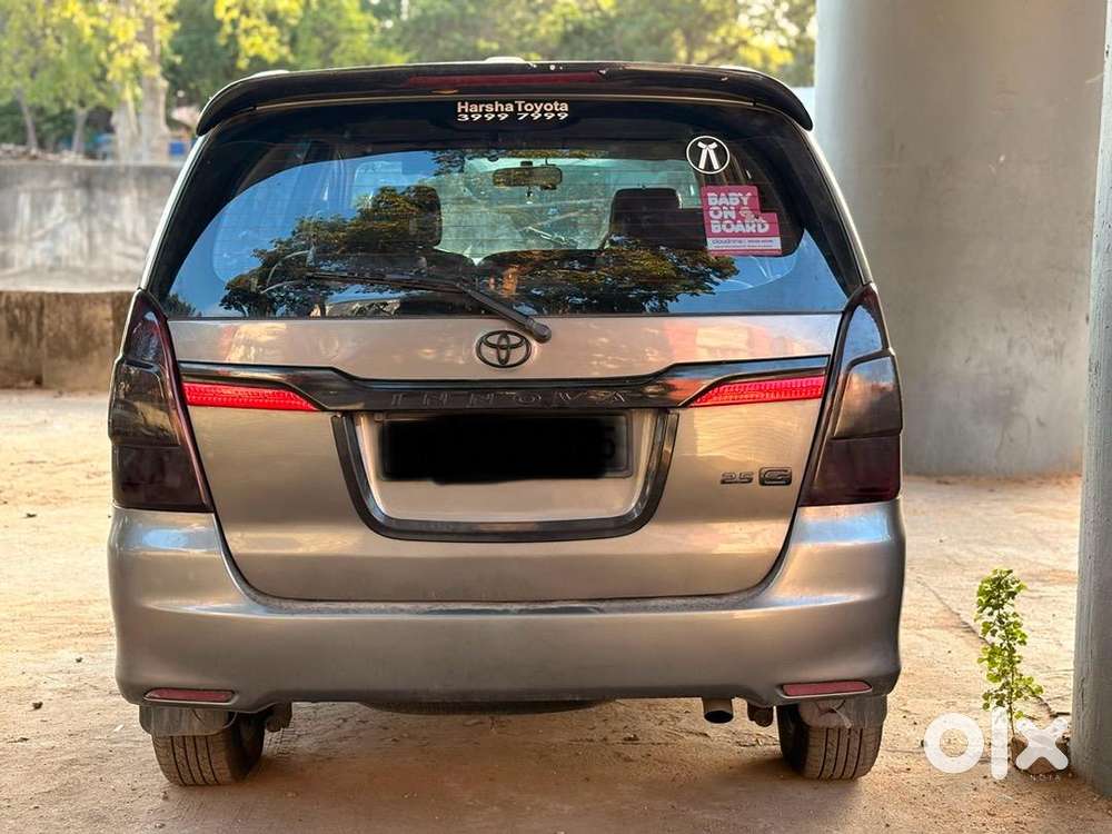 Toyota Innova 2014 Diesel Well Maintained