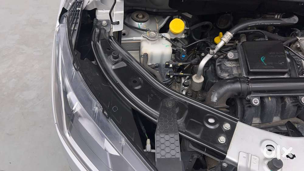 Nissan Magnite 1.0 Xv, 2023, Petrol