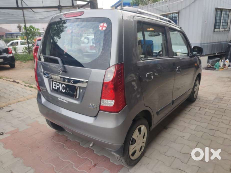 Maruti Suzuki Wagon R 1.0 Vxi Amt, 2017, Petrol
