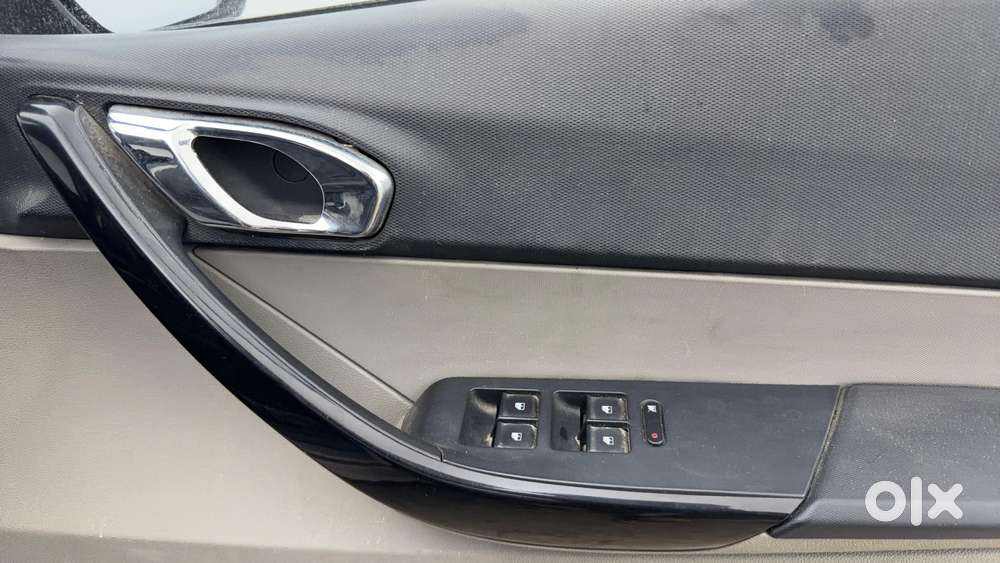 Tata Tiago 1.2 Revotron Xz, 2017, Petrol