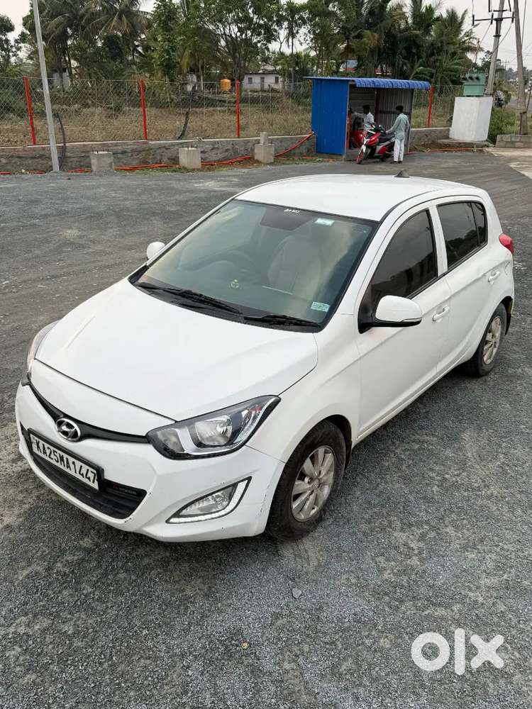 Hyundai I20 2013 Diesel 180000 Km Driven