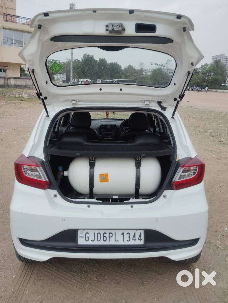 Tata Tiago 1.2 Revotron Xm Cng, 2023, Cng & Hybrids