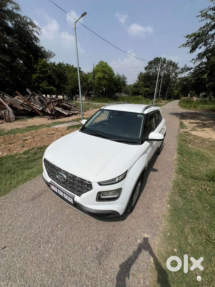Hyundai Venue S 1.2 Petrol, 2021, Petrol