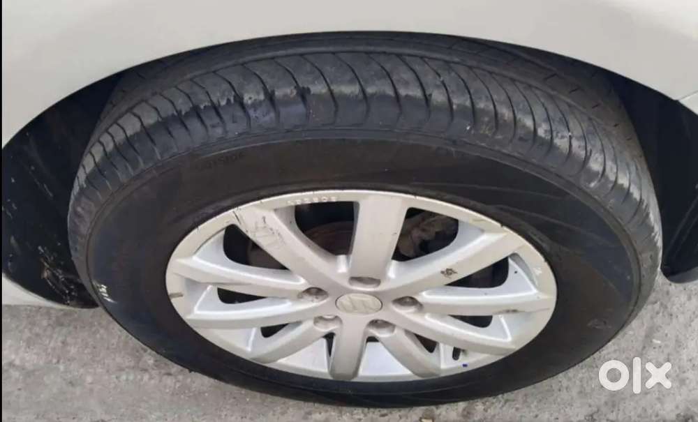Maruti Suzuki Sx4 Zxi Leather Variant Cng & Petrol