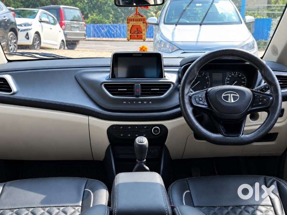 Tata Altroz 1.2 Xm, 2023, Petrol