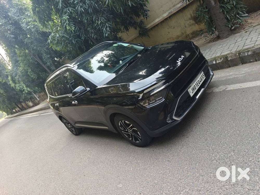 Kia Carens Luxury (o)1.5 Diesel At 7 Str, 2022, Diesel