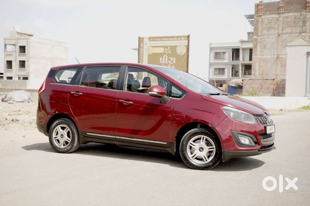 Mahindra Marazzo