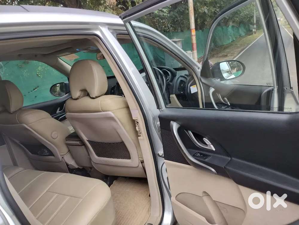 Mahindra Xuv500 2016 W10 Diesel