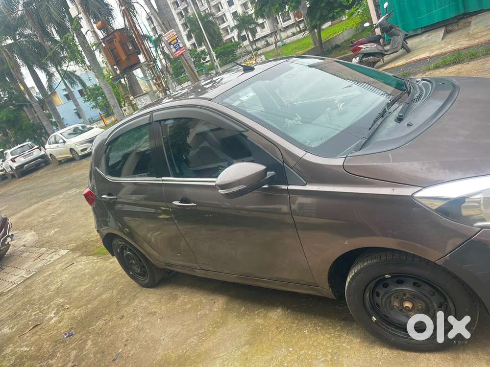 Tata Tiago Petrol 2017