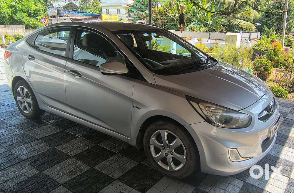 Hyundai Fluidic Verna 2011 Petrol Well Maintained