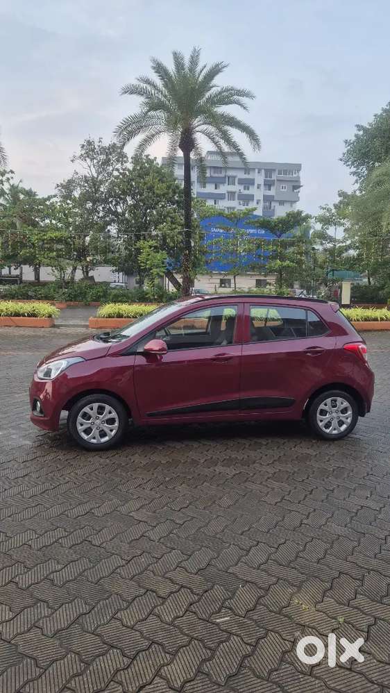 Hyundai I10 Sportz Petrol Manual 2016
