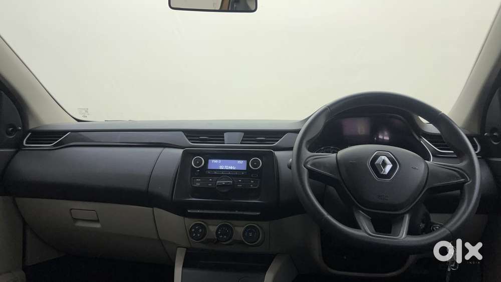 Renault Triber Rxl, 2021, Petrol