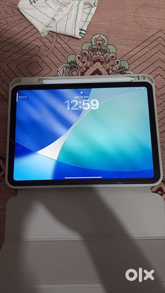 Apple ipad (A16) 128 GB ROM 11 inch with Wi-Fi