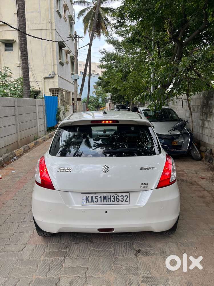 Swift Maruti Suzuki 2015