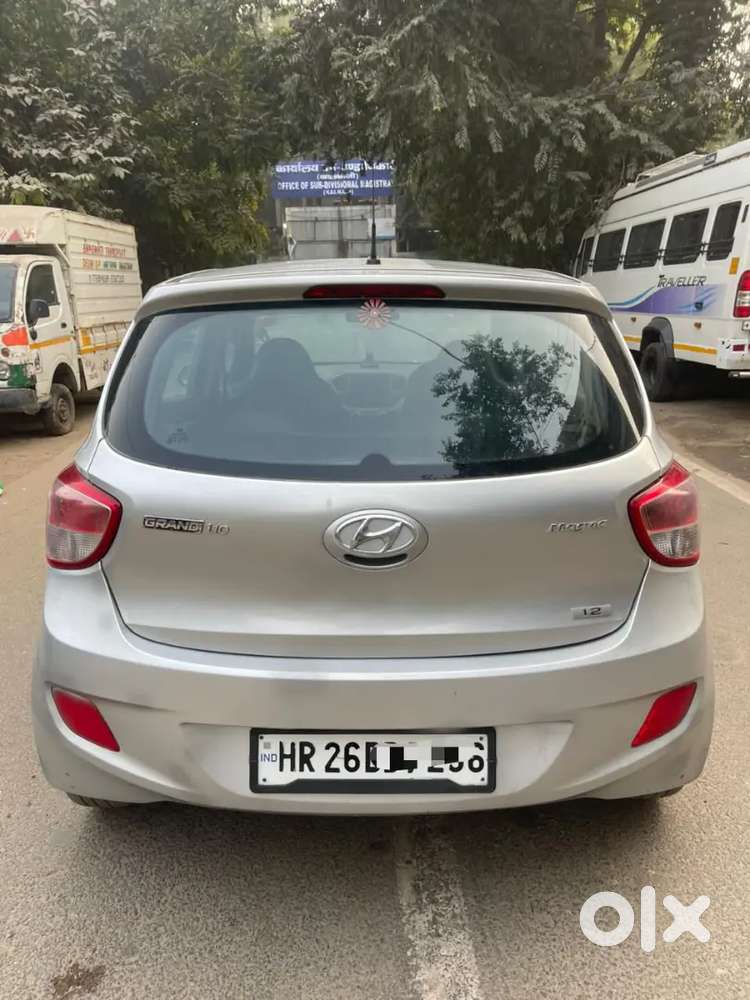 Hyundai Grand I10 2017 Petrol 52000 Km Driven..