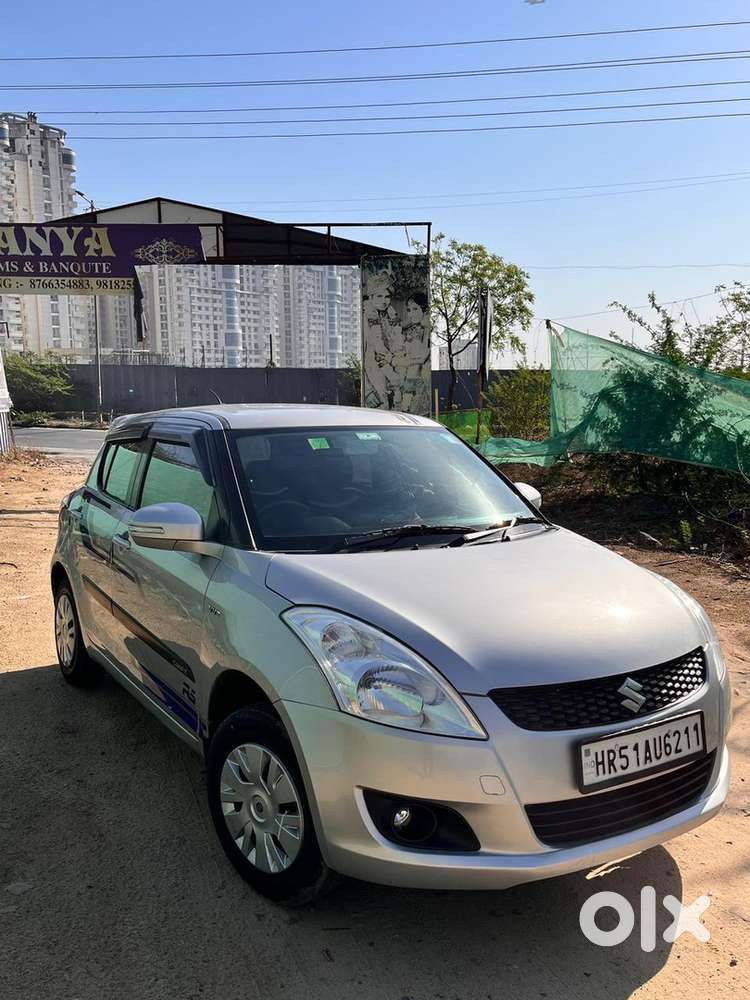 Maruti Suzuki Swift Vxi 2013 Petrol Well Maintained