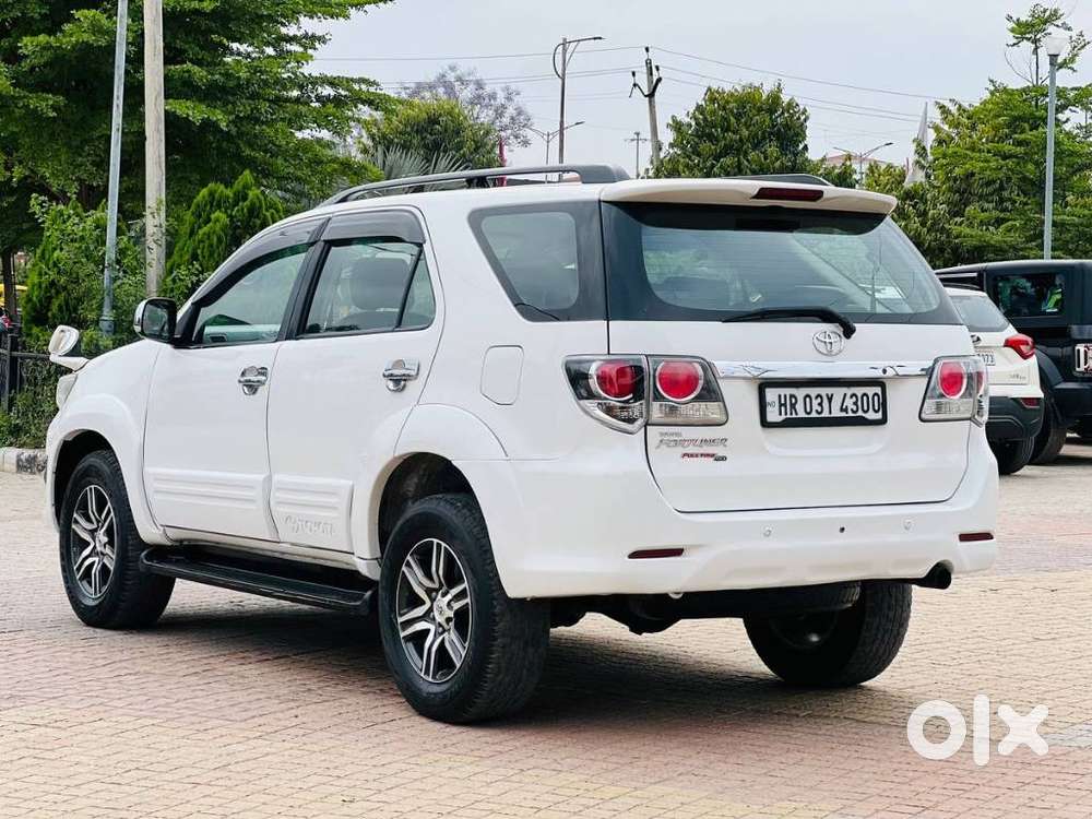 Toyota Fortuner 3.0 4x4 Manual, 2011, Diesel