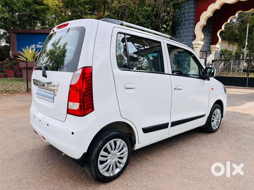 Maruti Suzuki Wagon R 1.0 Vxi Amt, 2016, Petrol