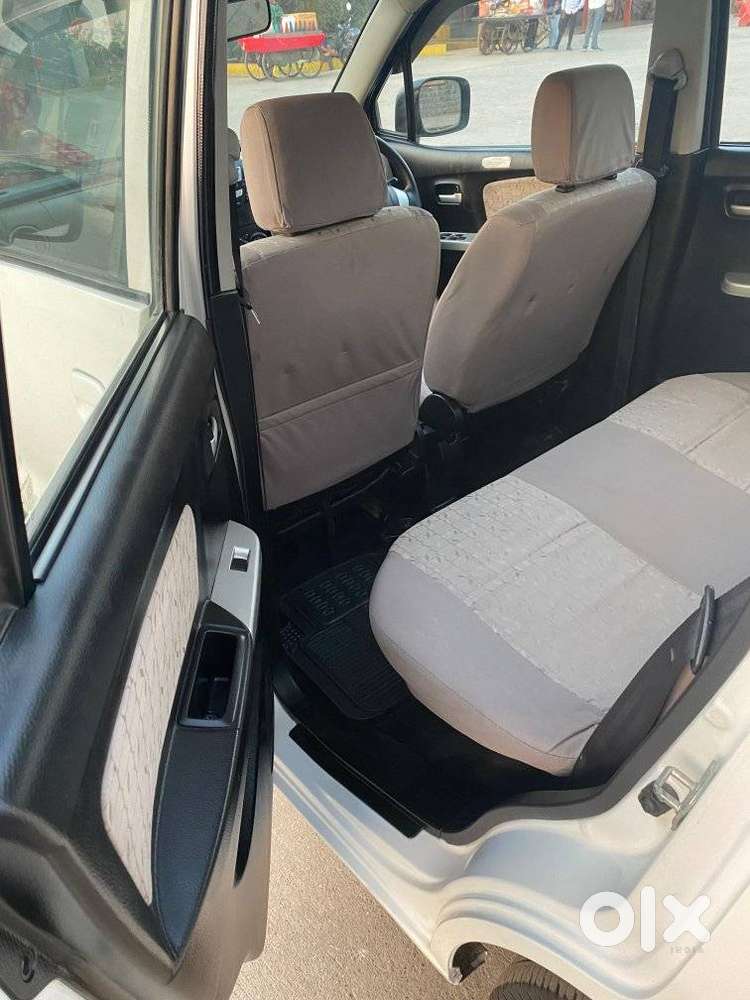 Maruti Suzuki Wagon R Vxi Amt1.2, 2016, Petrol