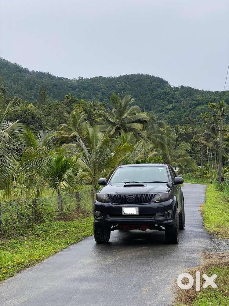 Toyota Fortuner 2010 Diesel Well Maintained