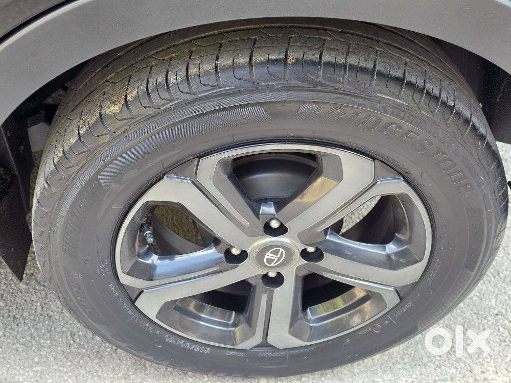 Tata Nexon 1.2 Revotron Xz Plus (l) Dark Edition, 2023, Petrol
