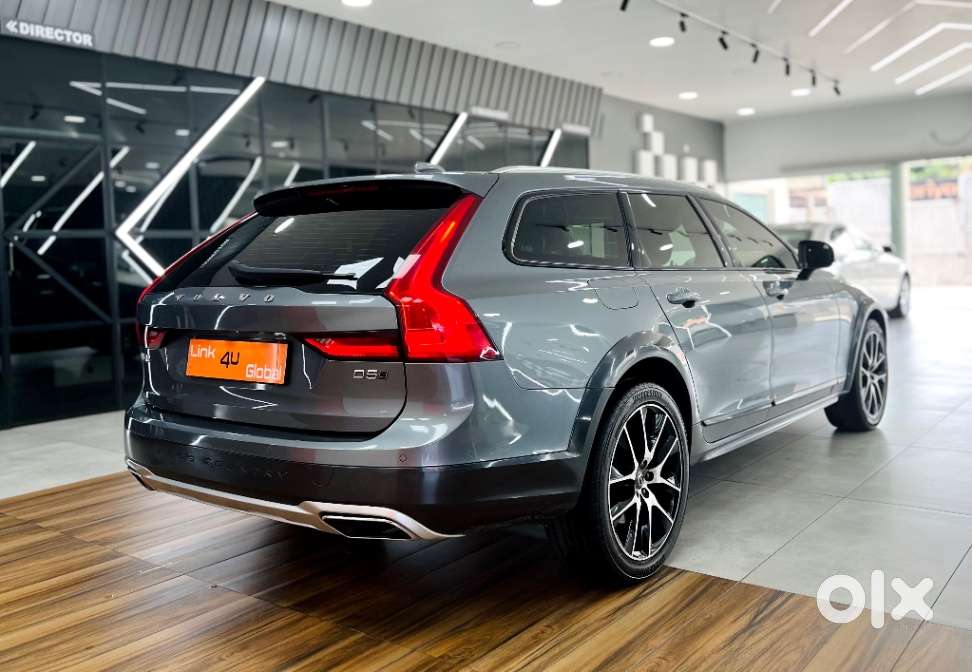 Volvo V 90 Cross Country D5, 2018