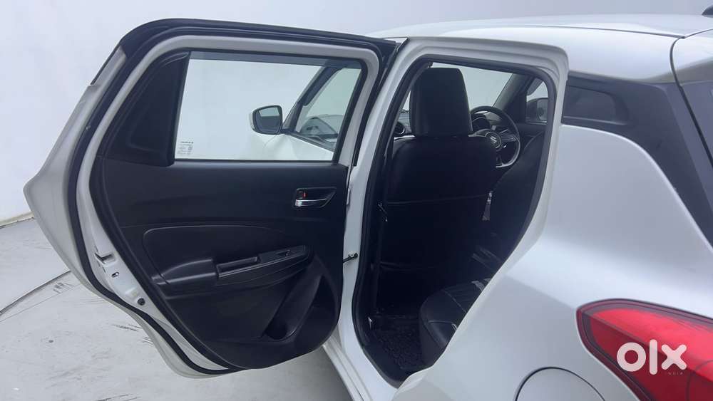 Maruti Suzuki Swift 1.3 Zxi, 2022, Petrol