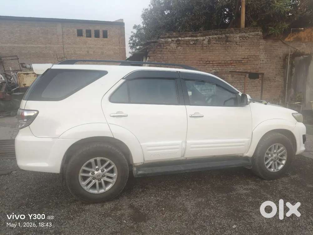 Toyota Fortuner 2014 Diesel 150000 Km Driven