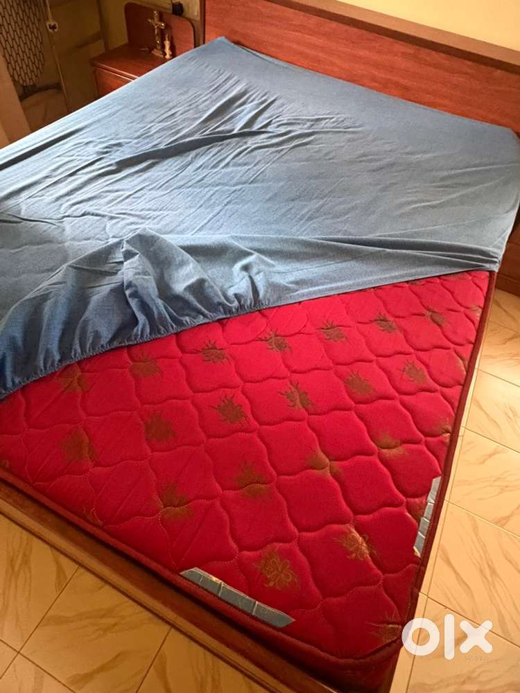 Queen Size Matress for Sale