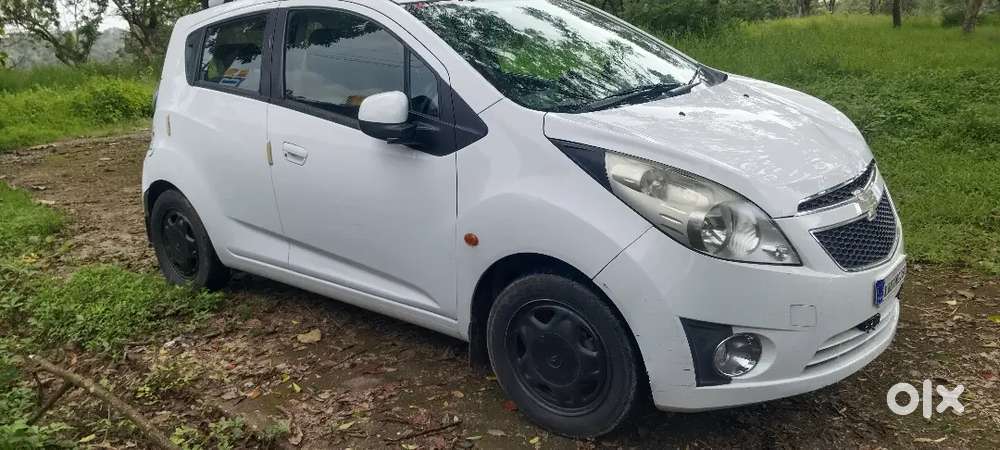 Chevrolet Beat 2010 Petrol 27000 Km Driven