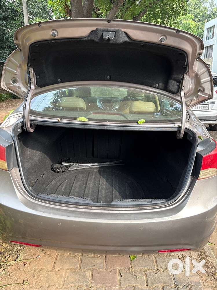 Hyundai Elantra Vtvt 2013
