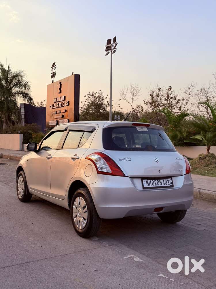 Maruti Suzuki Swift Vxi 1.2 Abs Bs-iv, 2014, Petrol