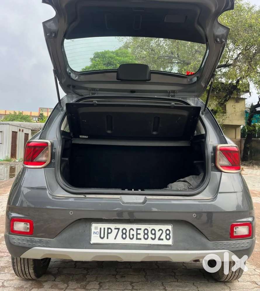 Hyundai Venue S 1.2 Petrol, 2020, Petrol