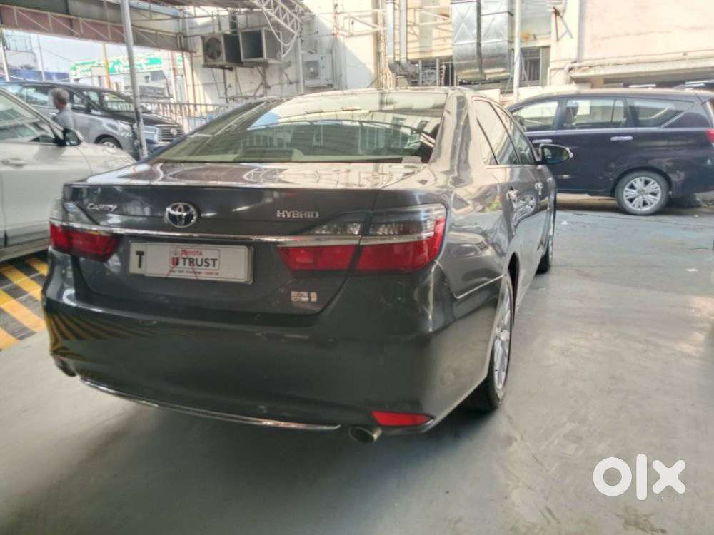 Toyota Camry 2.5 Hybrid, 2015, Petrol
