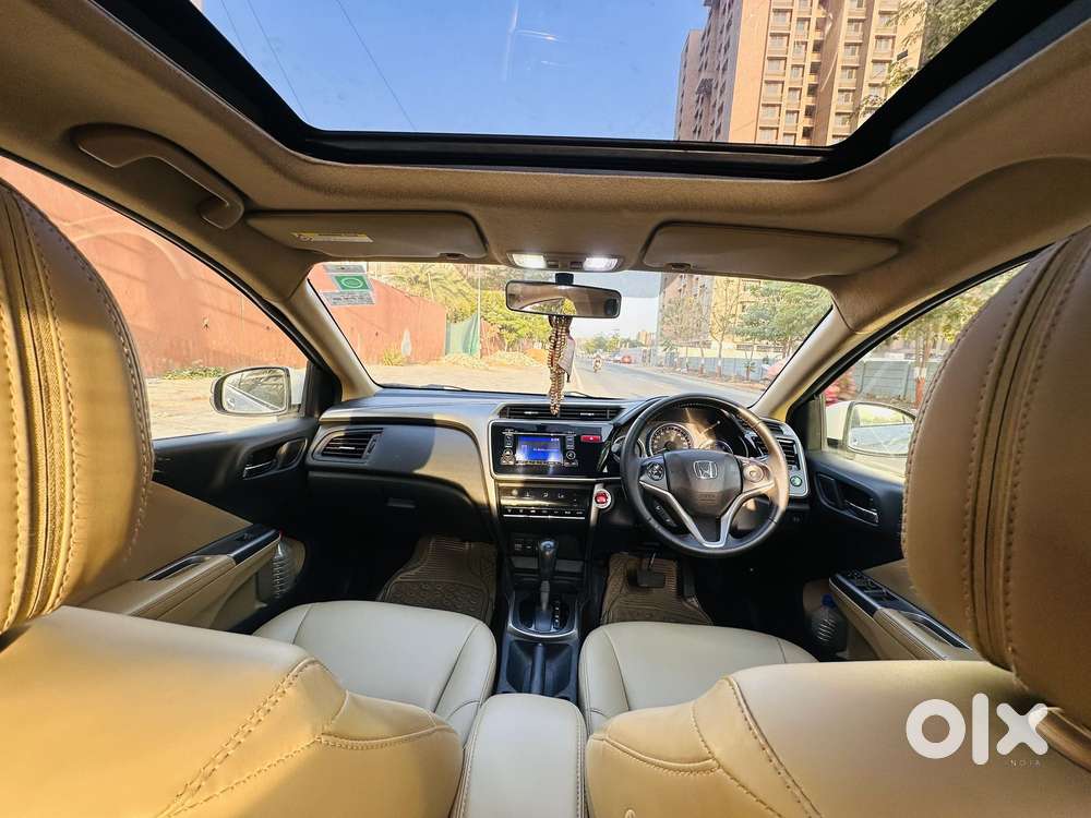 Honda City V At Sunroof, 2015, Petrol