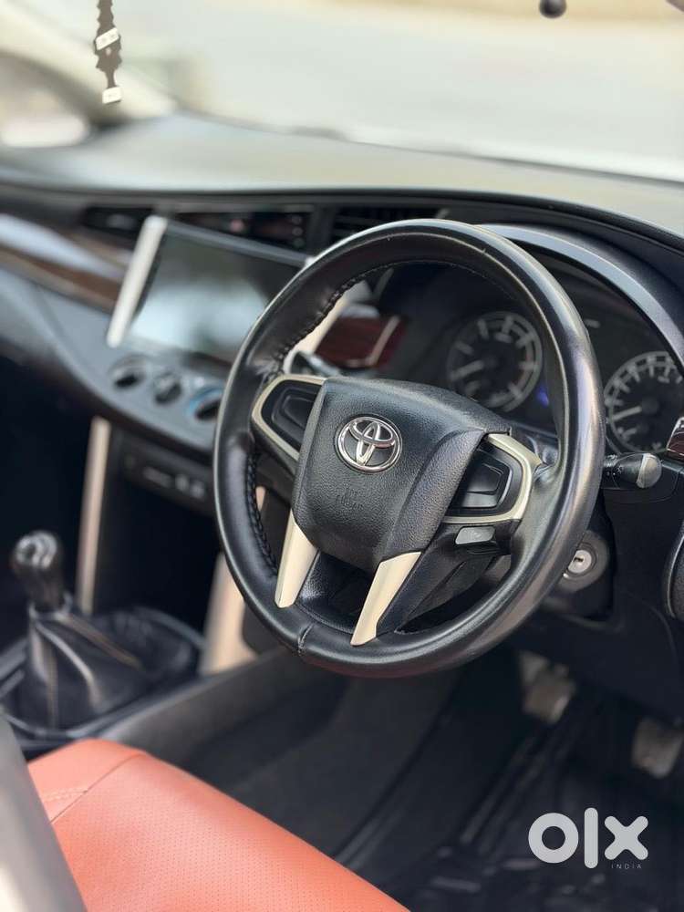 Toyota Innova Crysta 2.4 Gx Mt 8s, 2016, Diesel