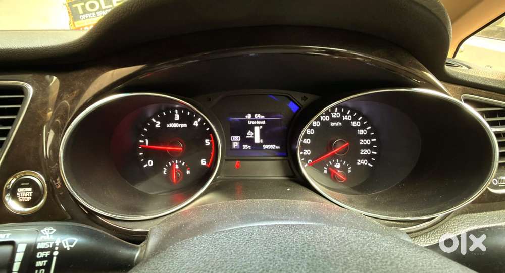 Kia Carnival Limousine Plus 7 Str, 2021, Diesel