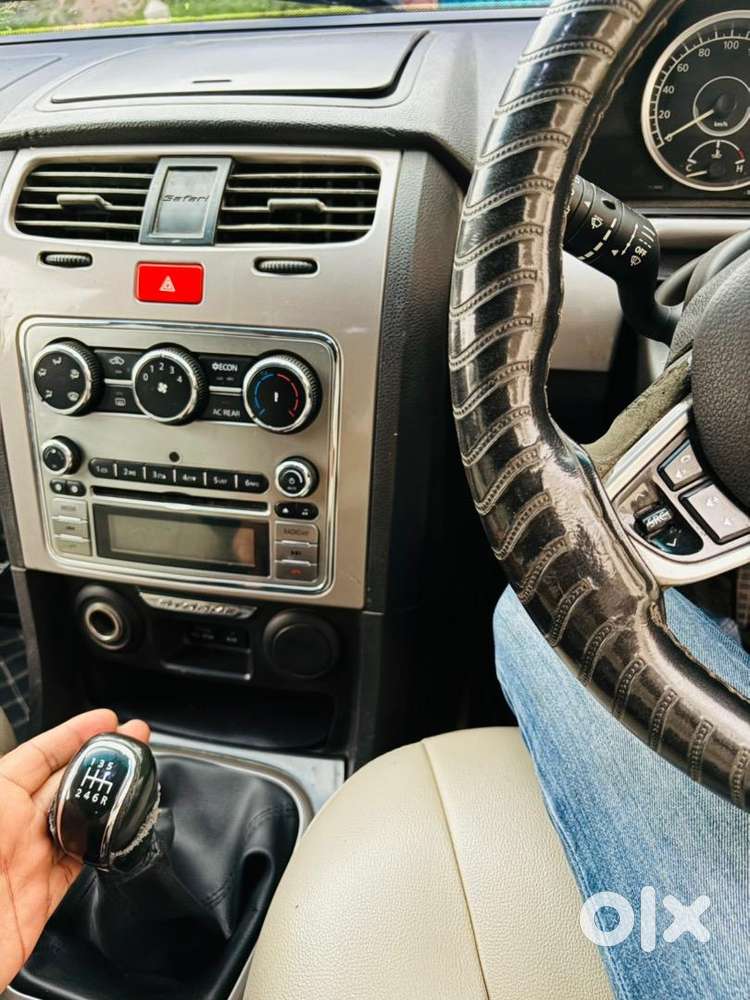 Tata Safari Storme 2018