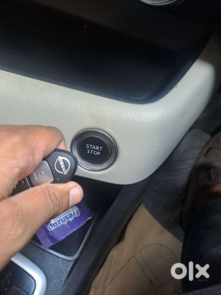 Nissan Magnite 1.0 Xv Executive Turbo Cvt, 2020, Petrol